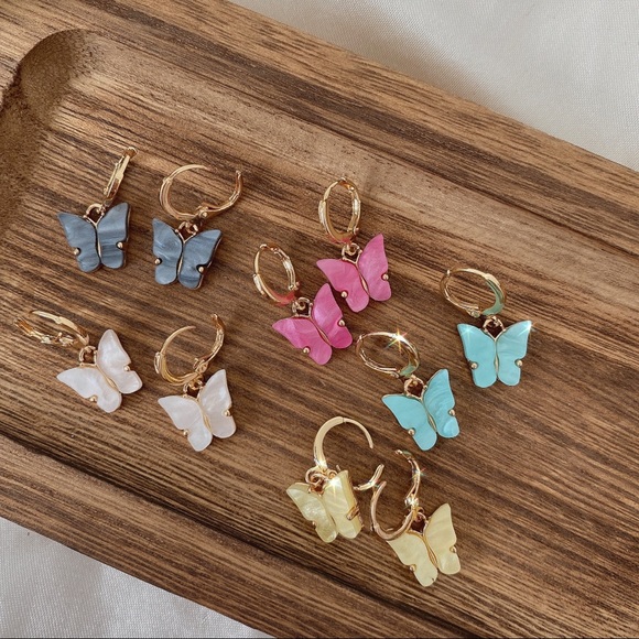 RESTOCKED! butterfly charm earrings (buy 1 get two free!!!) - Picture 5 of 6